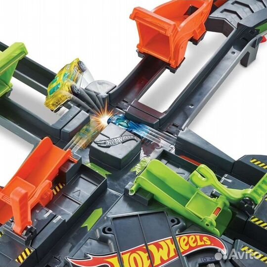 Hot wheels Трасса Грандиозное столкновение