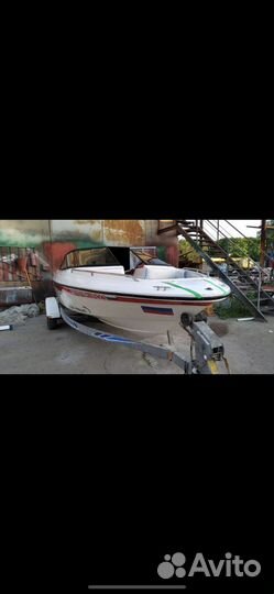 Катер Sea Ray