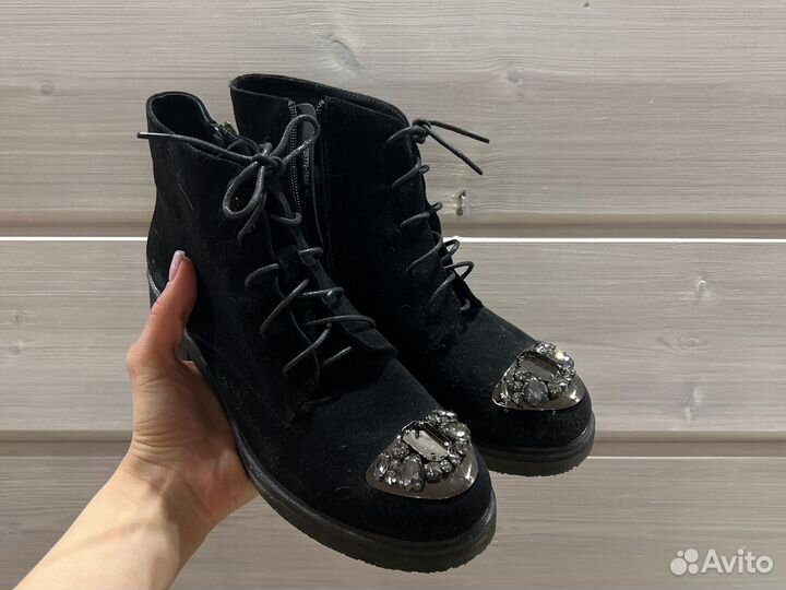 Ботинки женские 40 размер