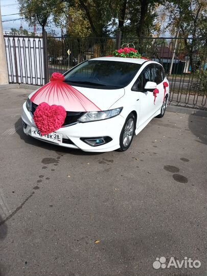 Украшение на машину свадебное