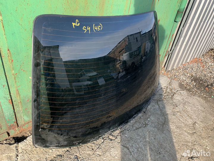 Стекло задние audi A6 s6 45 кузов quattro