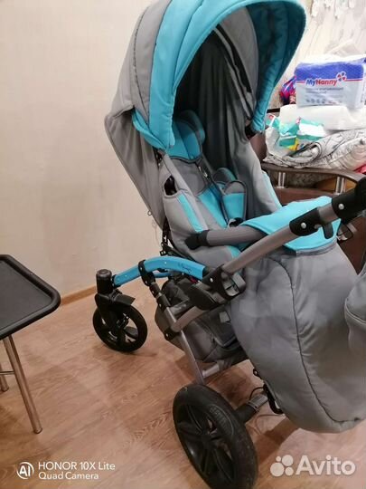 Прогулочная коляска