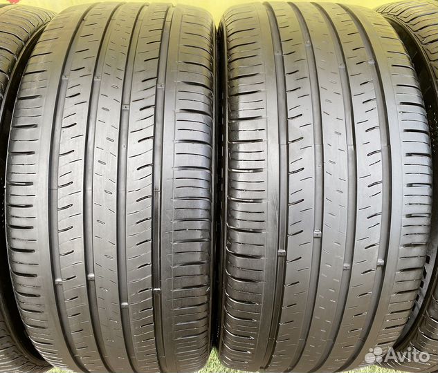 Kumho Solus TA31 245/45 R17 99V