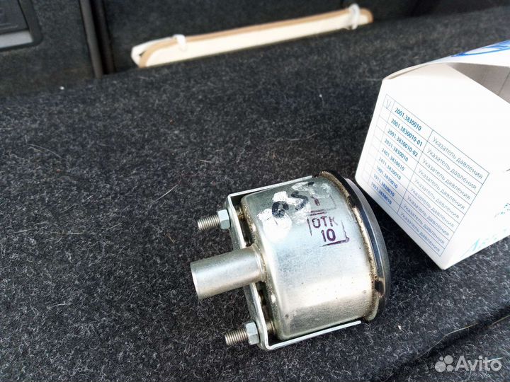 Указатель давления масла механический