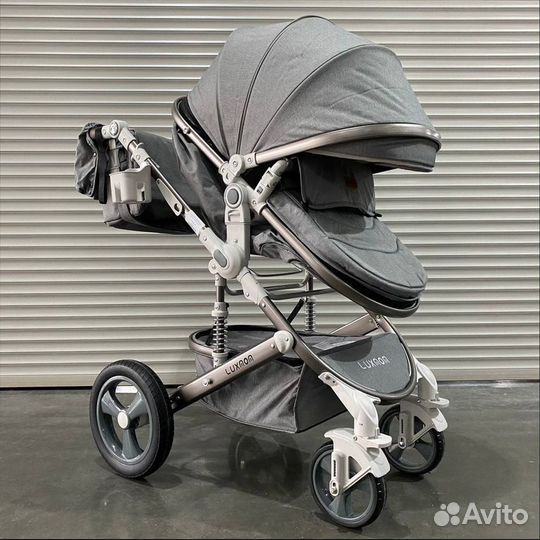 Прогулочная коляска Luxmom