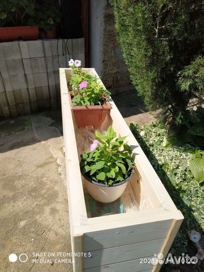 Кашпо уличное