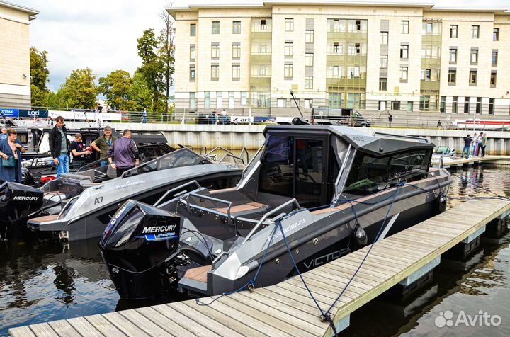 Катер Victory A8 c Mercury F 300 CMS SP