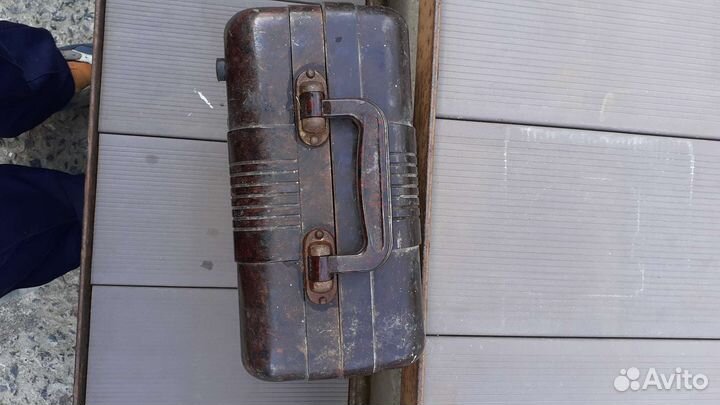 Карболитовый ящик от эл.патефона эльфа СССР