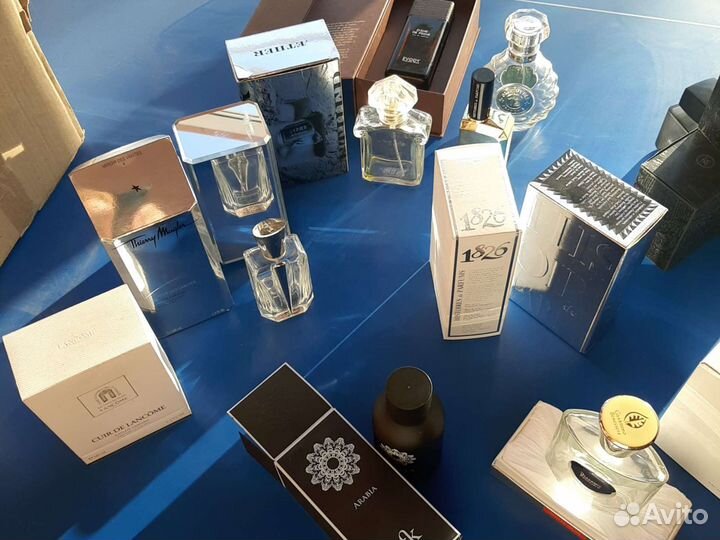 Коробки и флаконы от духов