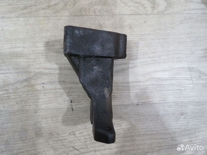 Кронштейн турбины Mercedes W164 ML