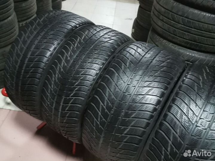Nokian Tyres WR SUV 3 275/45 R21 и 315/40 R21