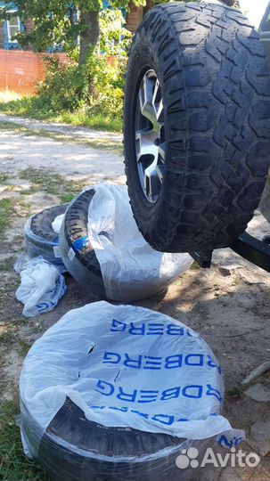 Goodyear Wrangler AT 275/85 R16