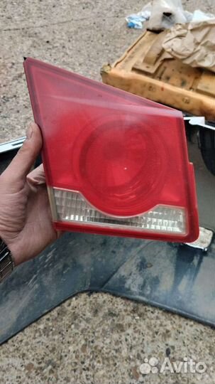Задний левый фонарь Шевроле круз