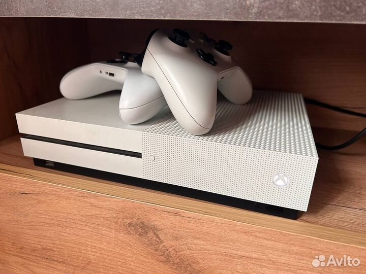 Xbox One s