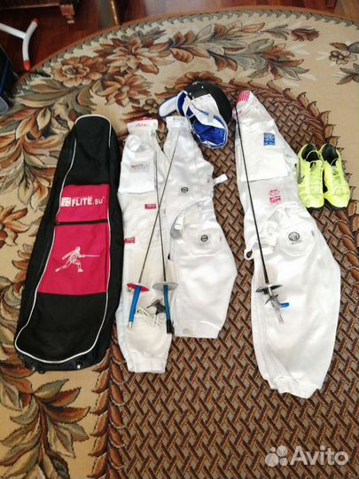 Костюм Allstar Uhlmann FIE 800 для фехтования