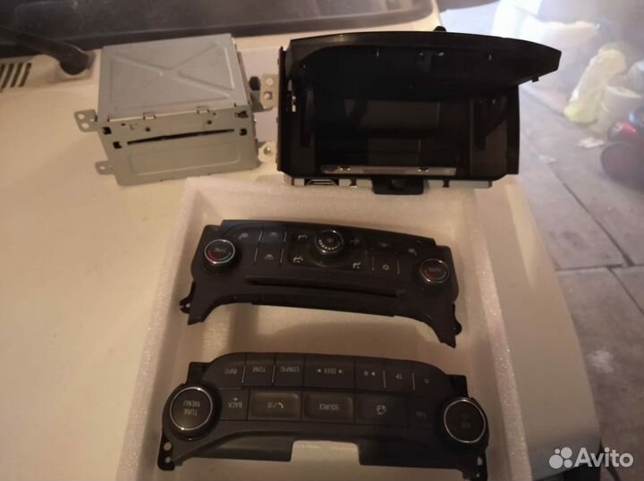 Мультимедиа на Шевроле Малибу