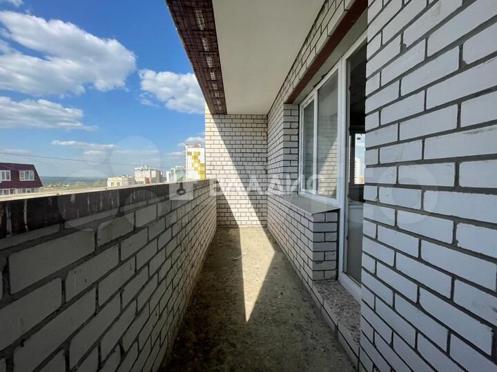 2-к. квартира, 70 м², 9/9 эт.