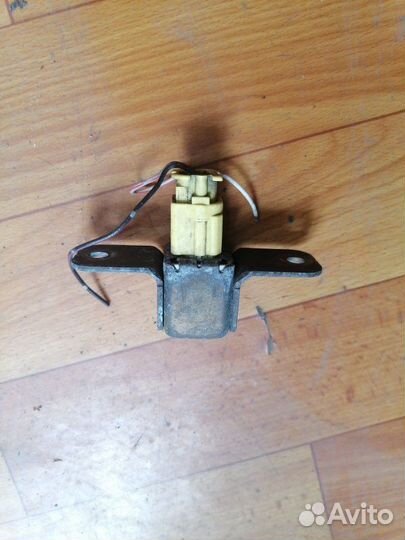 Датчик удара Mitsubishi Pajero V75W 6G74 GDI 2001