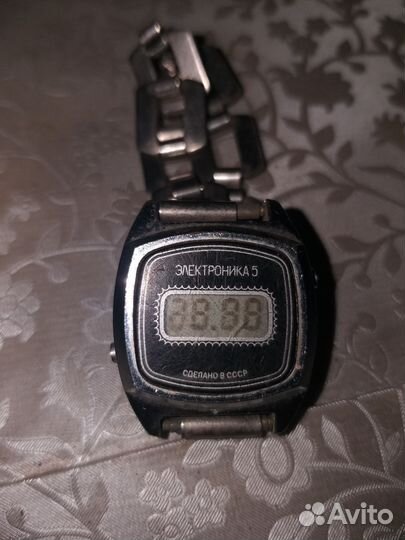 Часы наручные женские СССР