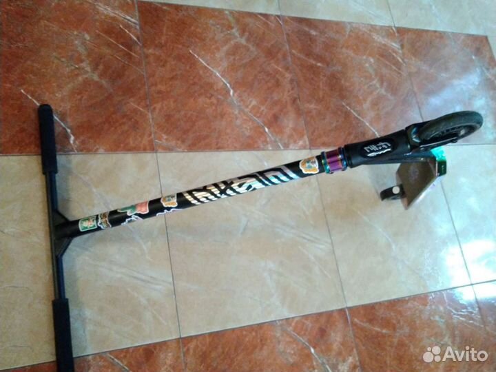 Трюковой самокат