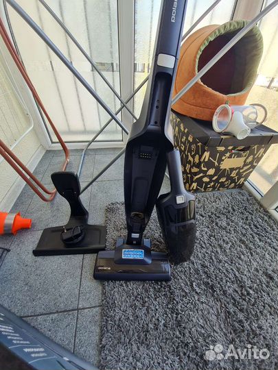 Вертикальный пылесос Polaris