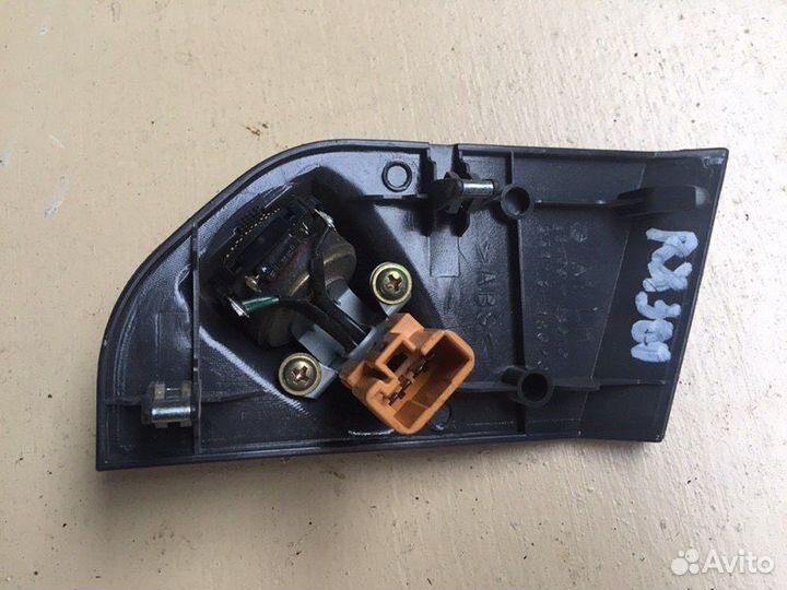 Решетка динамика передняя левая Lexus Rx300 1