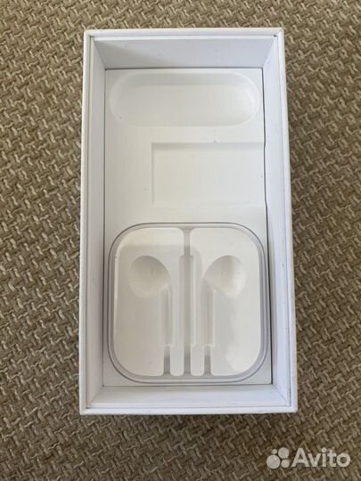 Коробка от iPhone 5 s