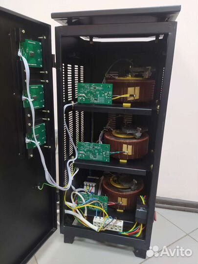 Стабилизатор напряжения