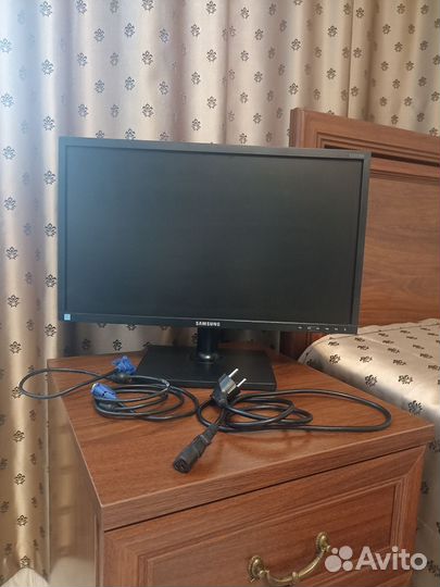 Монитор Samsung s22c200ny