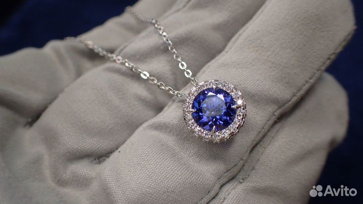 Золотой кулон с танзанитом Evgeny Matveev