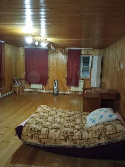 Комната 28 м² в 6-к., 2/2 эт.