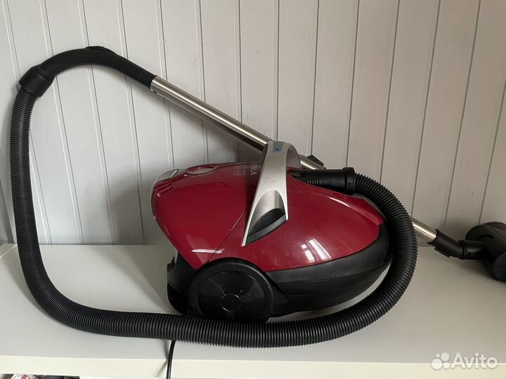 Пылесос рабочий supra