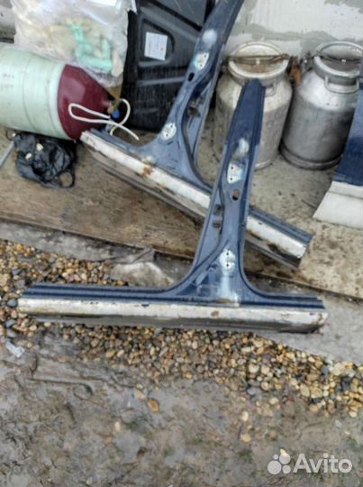 Средняя стойка Volvo s40 левая правая 1999 2003