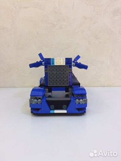 Lego 31070 (спорткар)