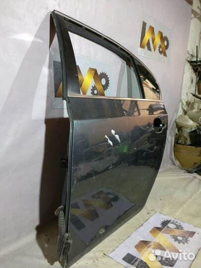 Бмв 5 E60 2003- Дверь левая задняя 13102