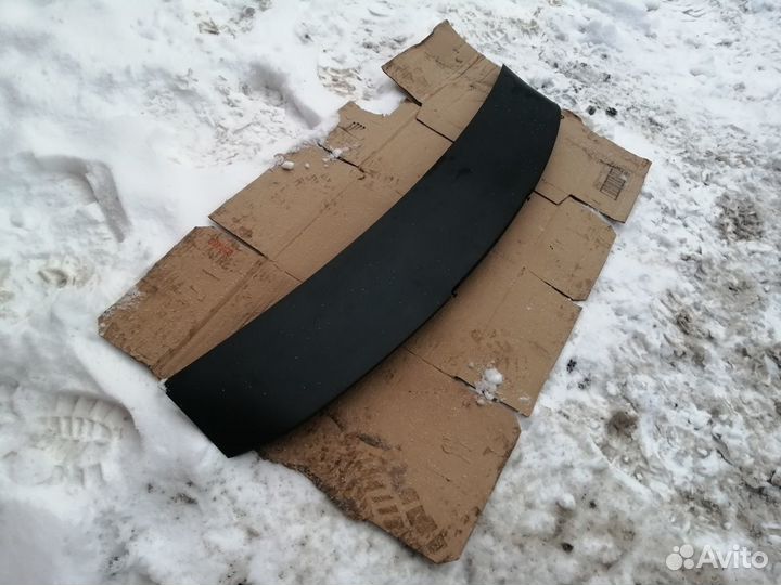 Спойлер крышки багажника Ford Focus 2