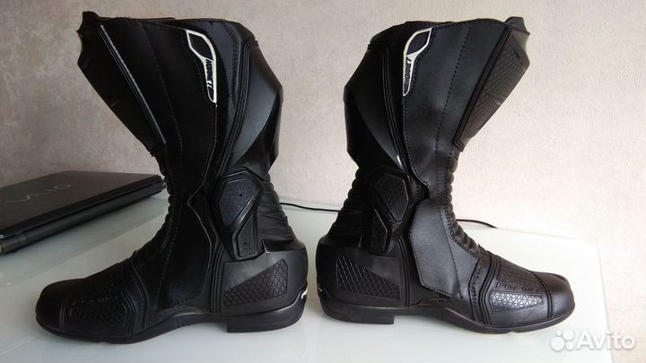 Мотоботы Forma Hornet