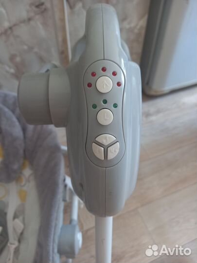 Детские электронные качели шезлонг