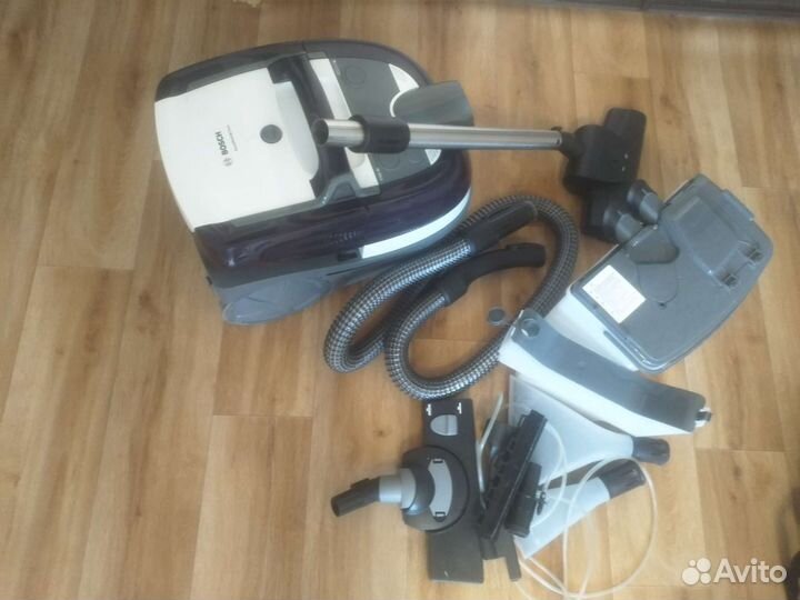 Моющий пылесос Bosch