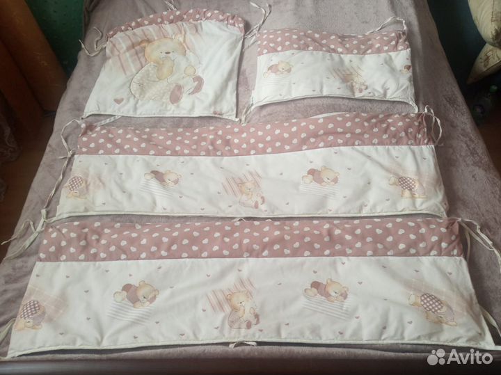 Бортики в детскую кроватку