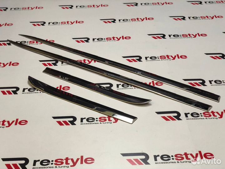 Молдинги дверей Lexus IS250 06-12г Т2534