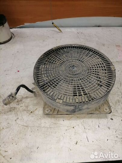 Вентилятор Nissan Serena C23