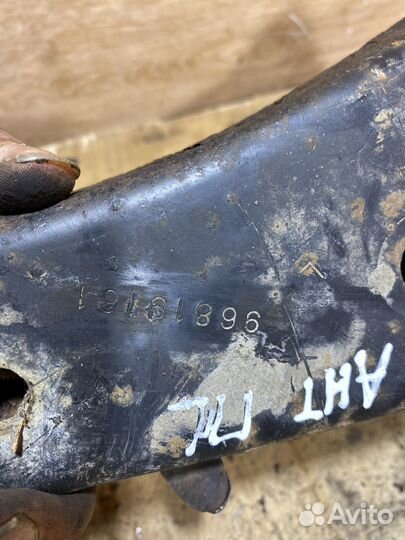 Рычаг передний левый Opel Antara 1