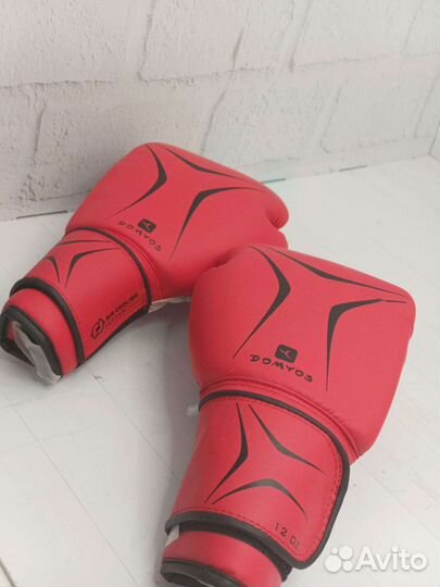 Боксерские перчатки