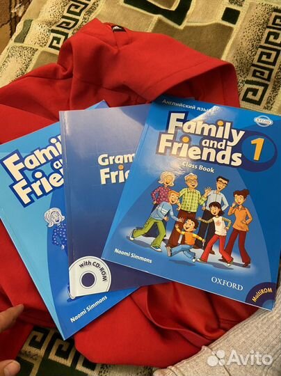 Рабочая тетрадь и учебники