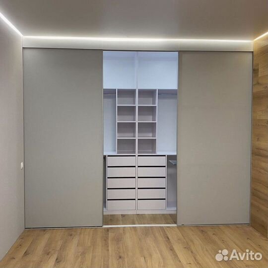 Шкаф купе современный