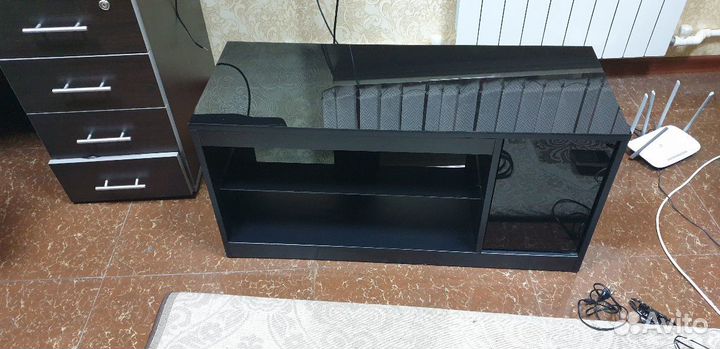 Подставка под телевизор