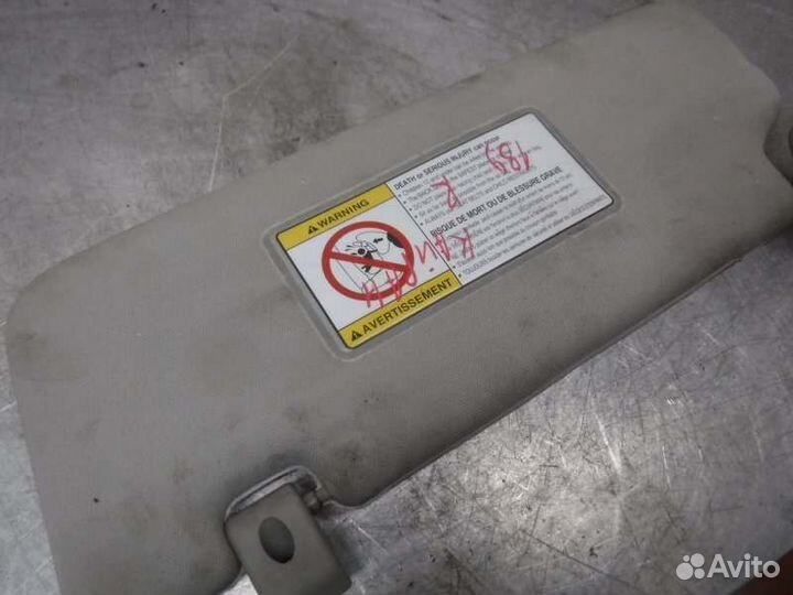 Козырек солнцезащитный правый Ssang Yong Kyron