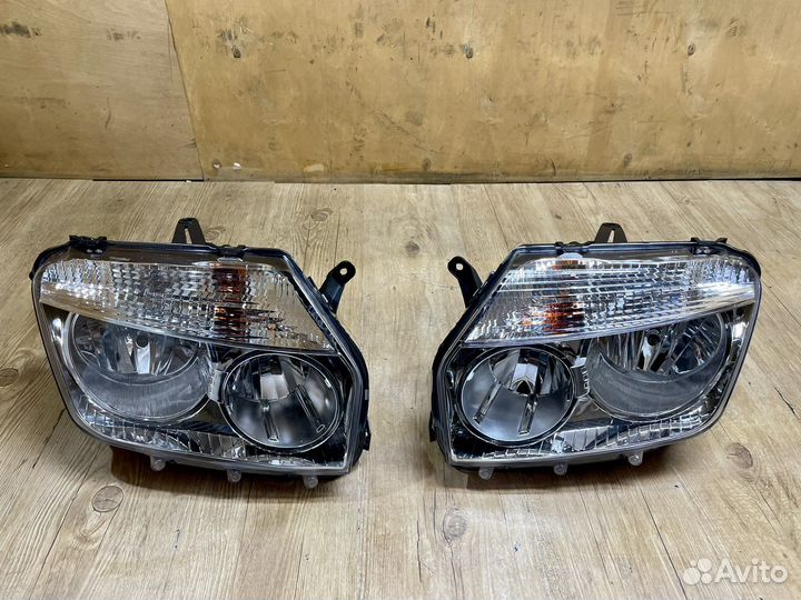 Фары передние Renault Duster 2011 - 2015г