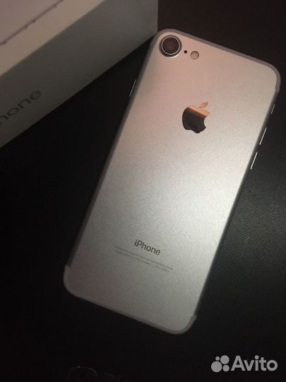 iPhone 7, 128 ГБ